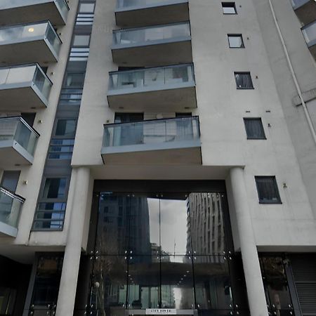 Royal Crossharbour Apartment London Exteriör bild