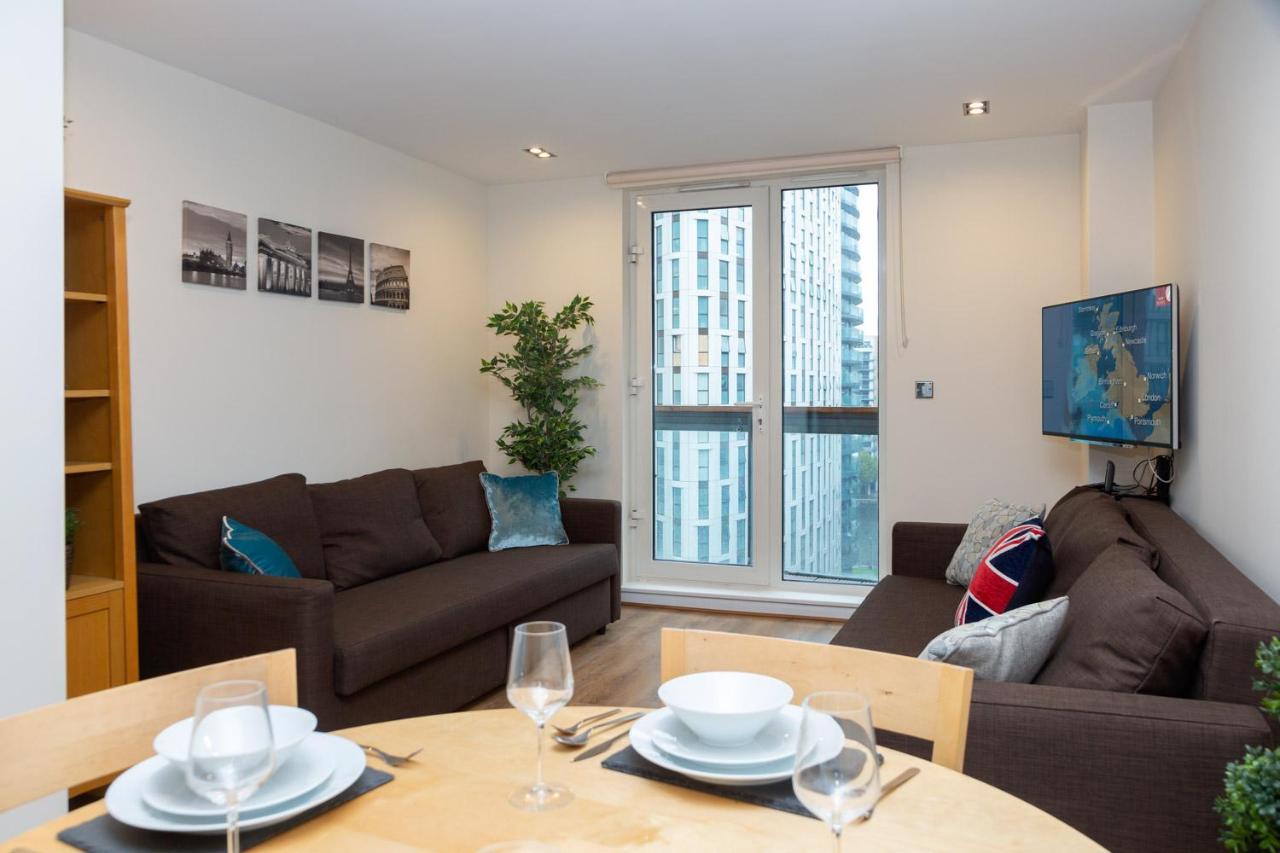 Royal Crossharbour Apartment London Exteriör bild